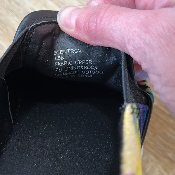 Steve Madden Floral Slip-On Sneakers Shoe Loafer Women’s 7.5 ECENTRCV - Picture 9 of 12